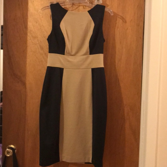 London Times Dresses & Skirts - 3 for $15🦋🦋 - Black and beige dress